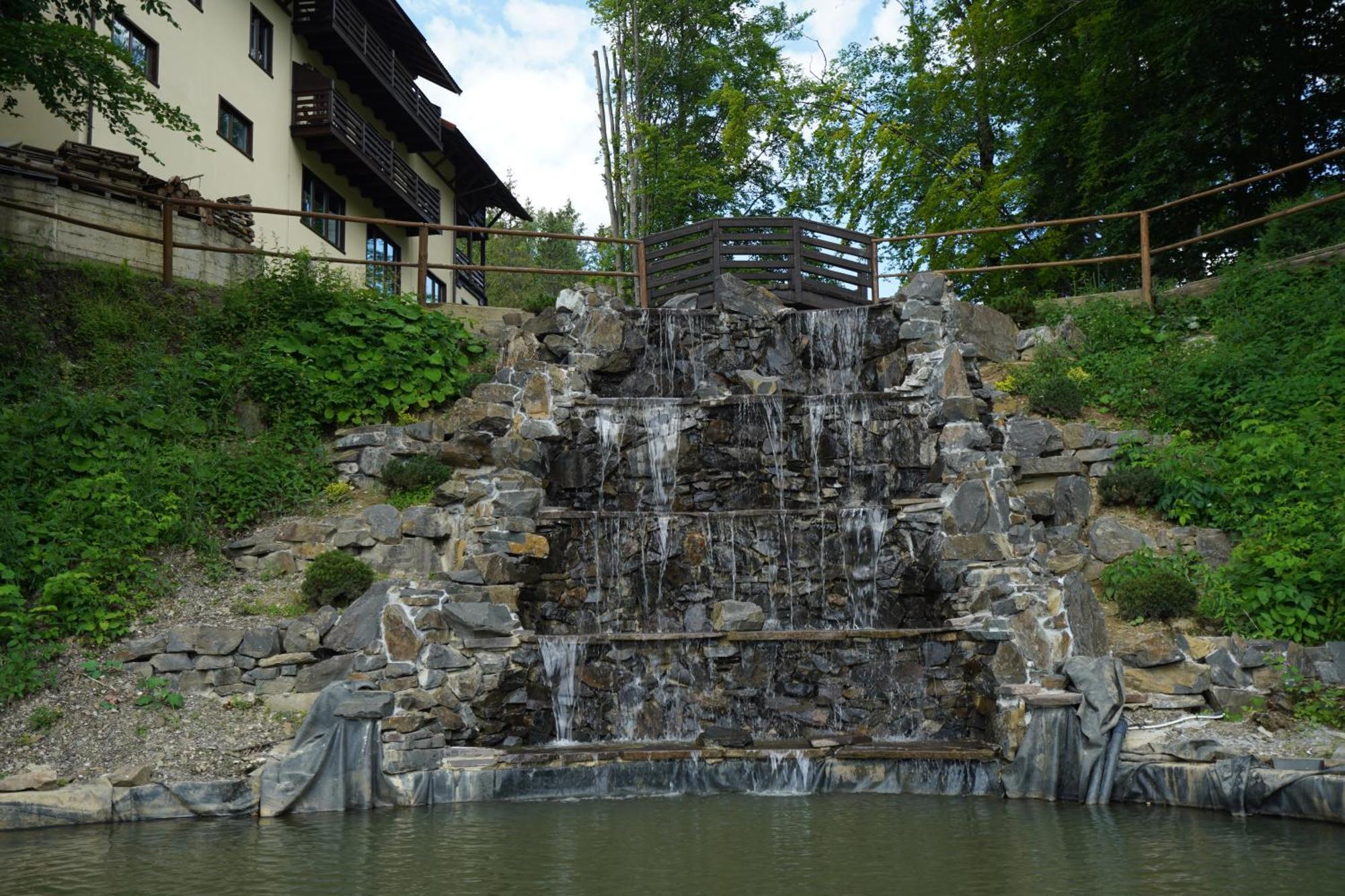 Hotel Ozero Vita Nizhniy Studenyy Exterior foto